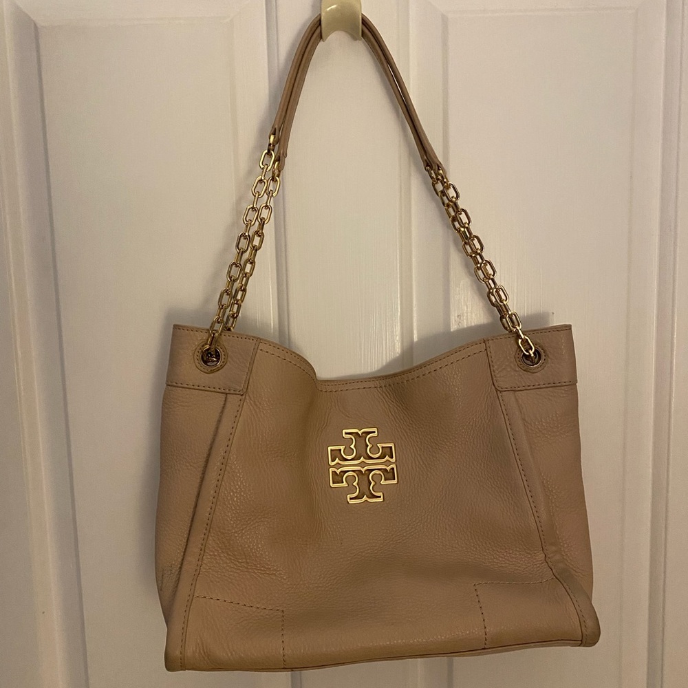 Tory Burch chain link Tote - 100% Authentic